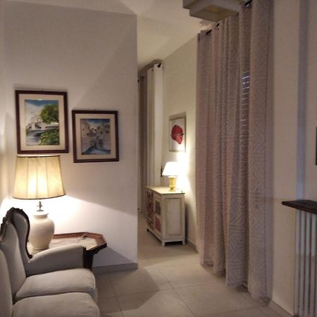 Casa Vacanza -Trani Centro Екстериор снимка